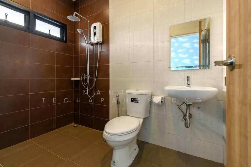 3-BR House, Prachuap Khiri Khan, Hua Hin, Hua Hin, Prachuap Khiri Khan, 3 Bedrooms, 204 sqm, Single Detached House For Rent, by Mantana Techapahaphong, 500254478 - DDproperty.com