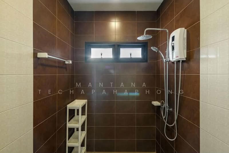 3-BR House, Prachuap Khiri Khan, Hua Hin, Hua Hin, Prachuap Khiri Khan, 3 Bedrooms, 204 sqm, Single Detached House For Rent, by Mantana Techapahaphong, 500254478 - DDproperty.com