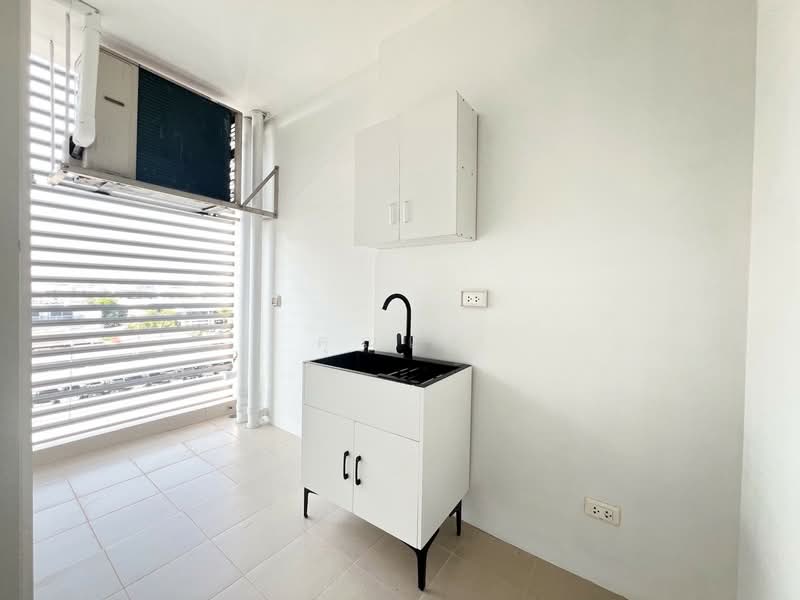 Plum Condo Nawamin, Bangkok, Soi Nawamin 86  Nawamin Road, Khlong Kum, Bueng Kum, Bangkok, 1 Bedroom, 29 sqm, Condo For Sale, by คุณเต, 500254488 - DDproperty.com
