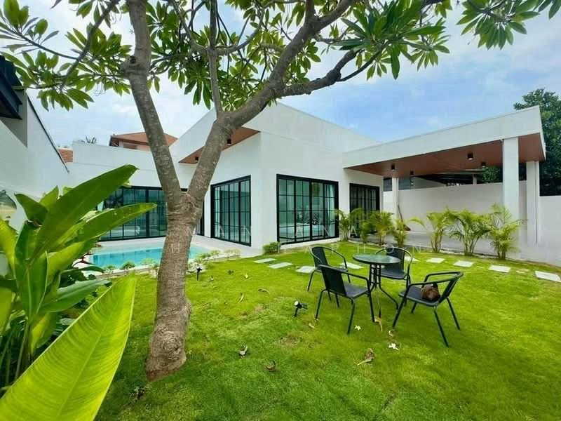 undefined, Chon Buri (Pattaya), Poong, Bang Lamung (Pattaya), Chon Buri (Pattaya), 3 Bedrooms, 263 sqm, Villa For Rent, by Mantana Techapahaphong, 500254506 - DDproperty.com