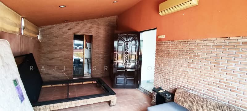 Chang Mai Villa, Chon Buri (Pattaya), Pattaya City, Bang Lamung, Bang Lamung (Pattaya), Chon Buri (Pattaya), 4 Bedrooms, 400 sqm, Single Detached House For Sale, by Rajit Srithongkul, 500254584 - DDproperty.com