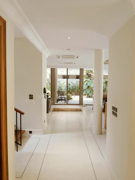 De Amber Condo : ดิ แอมเบอร์ คอนโด, ชลบุรี, นาจอมเทียน, สัตหีบ, ชลบุรี, 300 ตร.ม., คอนโด ให้เช่า, โดย Mantana Techapahaphong, 500254585 - DDproperty.com