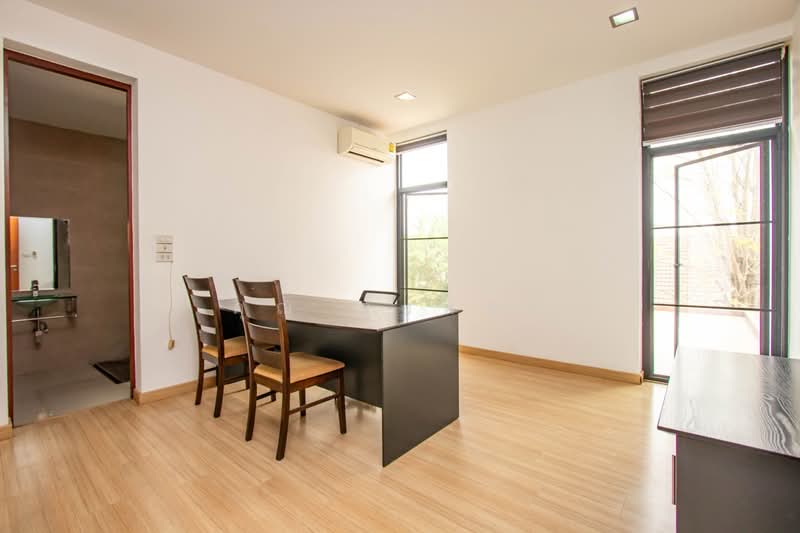 Contemporary 3 bedroom Pool Villa for Sale in Mae Rim, Chiang Mai, Rim Nua, Mae Rim, Chiang Mai, 3 Bedrooms, 335 sqm, Villa For Sale, by คุณ รุ่งทิพย์, 500254596 - DDproperty.com