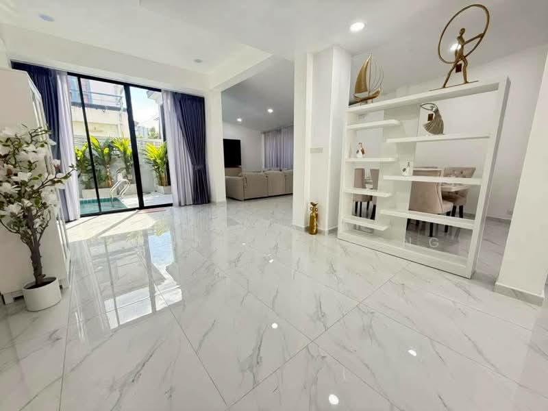 undefined, Chon Buri (Pattaya), Nong Pru, Bang Lamung (Pattaya), Chon Buri (Pattaya), 4 Bedrooms, 200 sqm, Single Detached House For Rent, by Mantana Techapahaphong, 500254604 - DDproperty.com