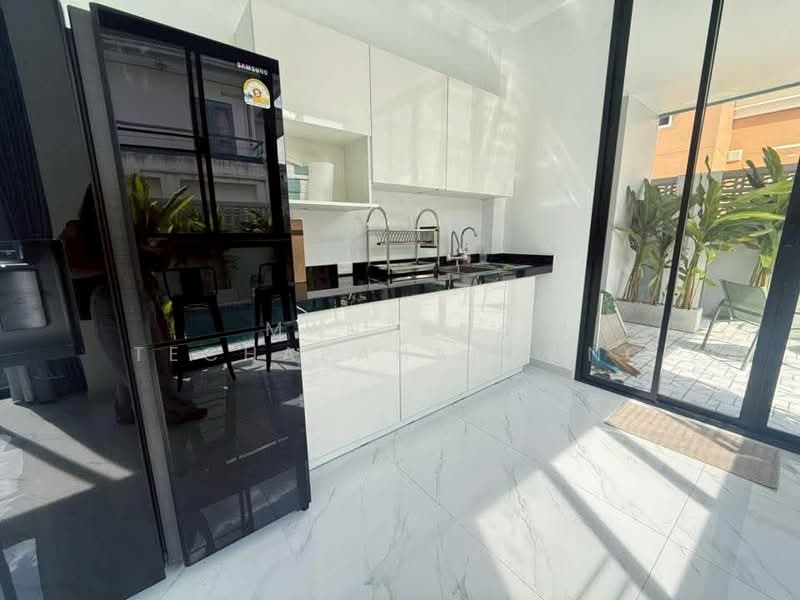 undefined, Chon Buri (Pattaya), Nong Pru, Bang Lamung (Pattaya), Chon Buri (Pattaya), 4 Bedrooms, 200 sqm, Single Detached House For Rent, by Mantana Techapahaphong, 500254604 - DDproperty.com