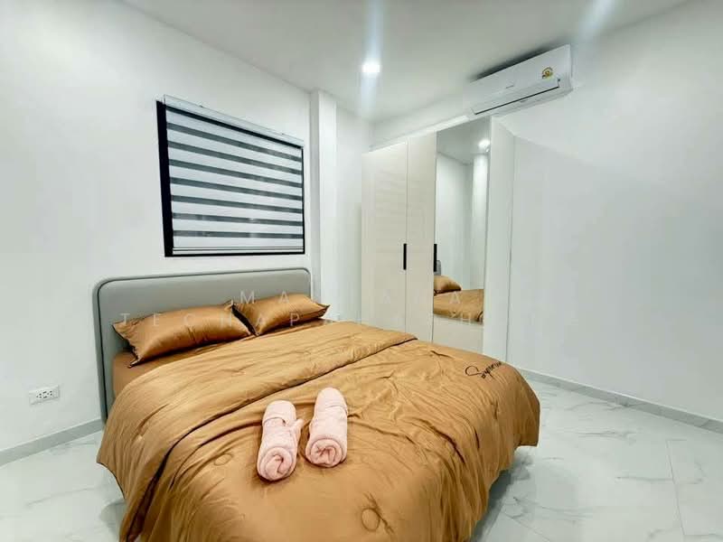 undefined, Chon Buri (Pattaya), Nong Pru, Bang Lamung (Pattaya), Chon Buri (Pattaya), 4 Bedrooms, 200 sqm, Single Detached House For Rent, by Mantana Techapahaphong, 500254604 - DDproperty.com