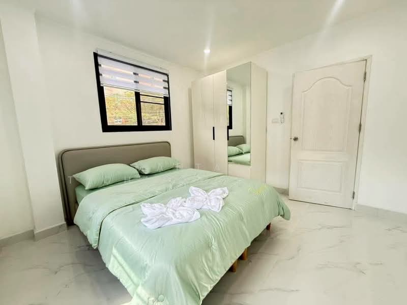 undefined, Chon Buri (Pattaya), Nong Pru, Bang Lamung (Pattaya), Chon Buri (Pattaya), 4 Bedrooms, 200 sqm, Single Detached House For Rent, by Mantana Techapahaphong, 500254604 - DDproperty.com