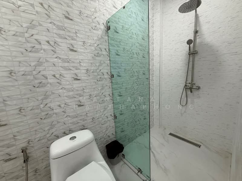 undefined, Chon Buri (Pattaya), Nong Pru, Bang Lamung (Pattaya), Chon Buri (Pattaya), 4 Bedrooms, 200 sqm, Single Detached House For Rent, by Mantana Techapahaphong, 500254604 - DDproperty.com