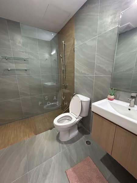 Monterey Place, Bangkok, Rama 4 Road, Khlong Toei, Khlong Toei, Bangkok, 2 Bedrooms, 58 sqm, Condo For Sale, by Savita Pothong, 500254704 - DDproperty.com