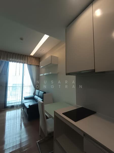 Equinox Phahol Vibha, Bangkok, 345 Paholyothin Road, Jom Phon, Chatuchak, Bangkok, 1 Bedroom, 31 sqm, Condo For Rent, by Nusara Rongtran, 500254707 - DDproperty.com