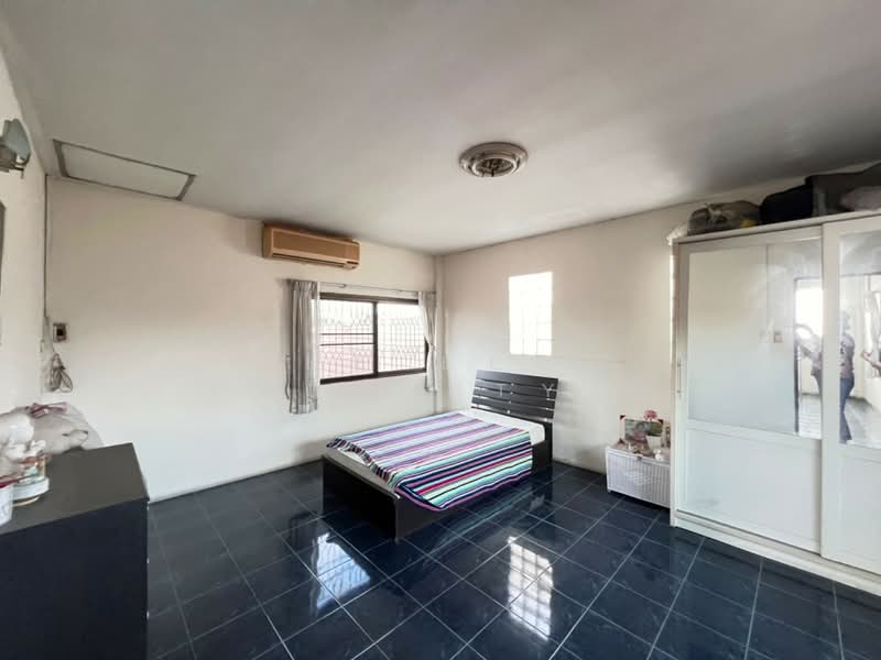 รัตนโกสินทร์ 200 ปี, Pathum Thani, Prachathipat, Thanyaburi, Pathum Thani, 4 Bedrooms, 100 sqm, Single Detached House For Sale, by The Best Property บี, 500254710 - DDproperty.com