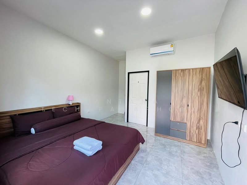 10-BR Villa, Chon Buri (Pattaya), Poong, Bang Lamung (Pattaya), Chon Buri (Pattaya), 10+ Bedrooms, 800 sqm, Villa For Rent, by Mantana Techapahaphong, 500254726 - DDproperty.com