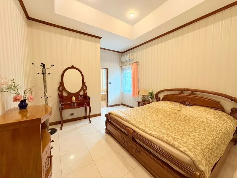 undefined, Chon Buri (Pattaya), Nong Pru, Bang Lamung (Pattaya), Chon Buri (Pattaya), 3 Bedrooms, 250 sqm, Single Detached House For Rent, by Mantana Techapahaphong, 500254733 - DDproperty.com