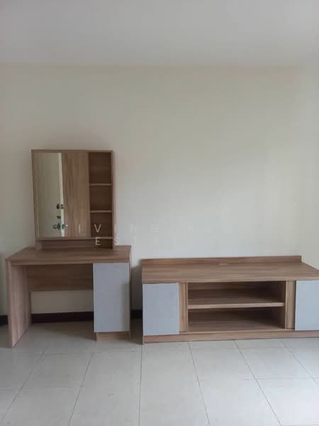 Baan Klang Muang Rama 9 Soi 43, Bangkok, Suan Luang, Suan Luang, Bangkok, 4 Bedrooms, 150 sqm, Townhouse For Rent, by Living Real Estates, 500254779 - DDproperty.com
