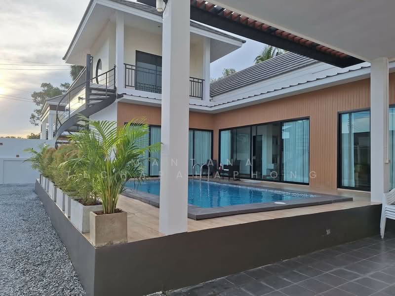 4-BR Villa, Chon Buri (Pattaya), Nong Pru, Bang Lamung (Pattaya), Chon Buri (Pattaya), 4 Bedrooms, 500 sqm, Villa For Rent, by Mantana Techapahaphong, 500254791 - DDproperty.com