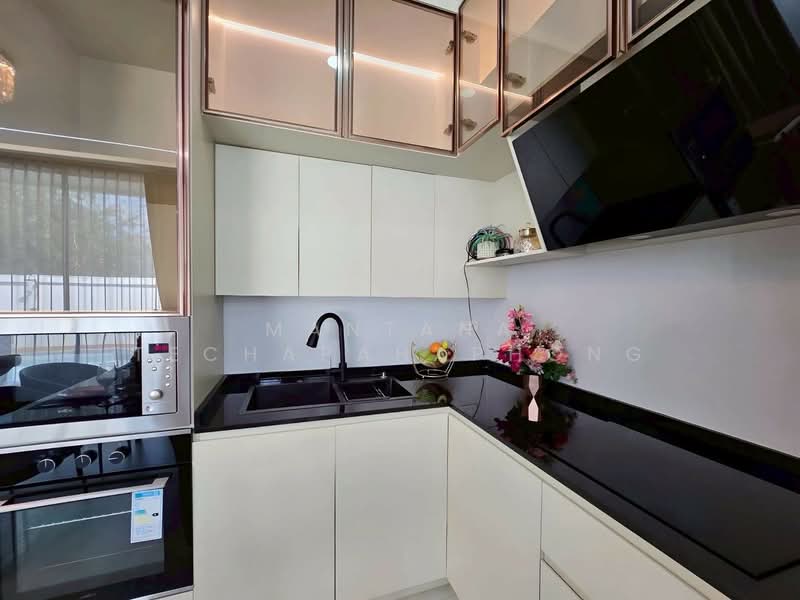 3-BR Villa, Chon Buri (Pattaya), Surasak, Si Racha, Chon Buri (Pattaya), 3 Bedrooms, 70 sqm, Villa For Rent, by Mantana Techapahaphong, 500254802 - DDproperty.com