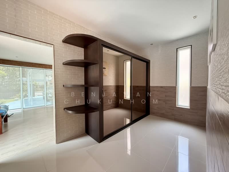 Whispering Palms, Chon Buri (Pattaya), Nong Pru, Bang Lamung (Pattaya), Chon Buri (Pattaya), 4 Bedrooms, 240 sqm, Villa For Rent, by Benjawan Chukunhom, 500254838 - DDproperty.com