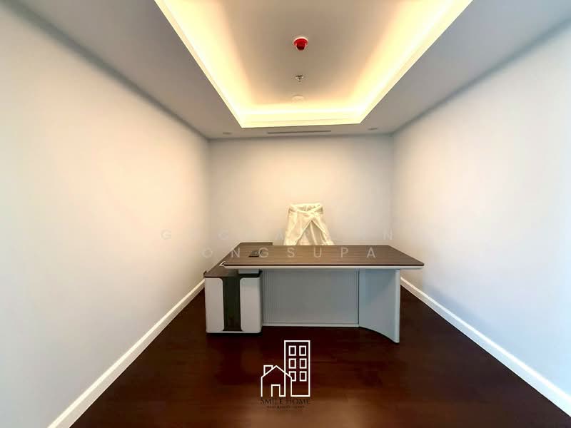 Shanti Sadan, Bangkok, 28 Sukhumvit 59, Khlong Tan Nua, Watthana, Bangkok, 3 Bedrooms, 285 sqm, Condo For Rent, by Gochaporn Fongsupa, 500254853 - DDproperty.com