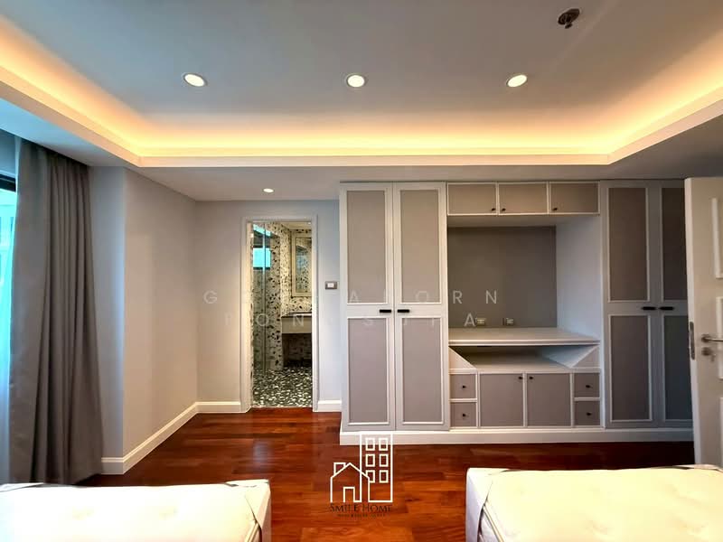 Shanti Sadan, Bangkok, 28 Sukhumvit 59, Khlong Tan Nua, Watthana, Bangkok, 3 Bedrooms, 285 sqm, Condo For Rent, by Gochaporn Fongsupa, 500254853 - DDproperty.com