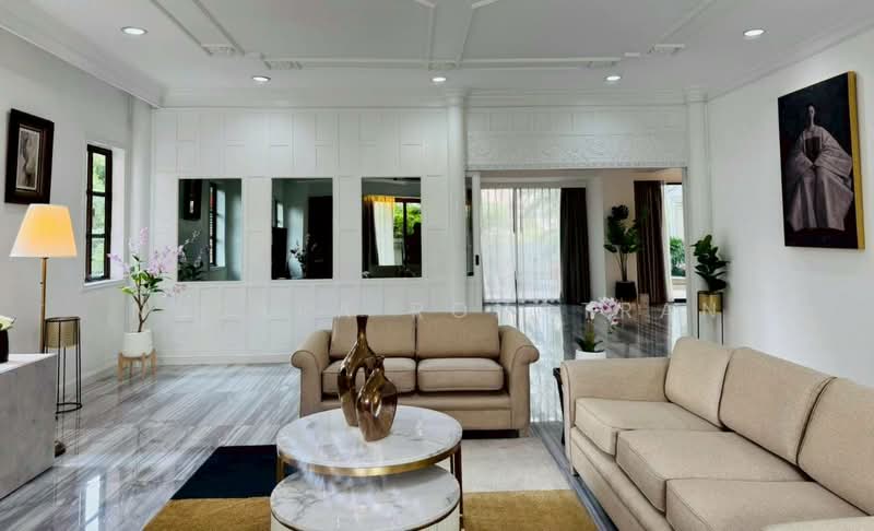 Charan Tower Residences by Aspira, Bangkok, 19 Soi Sukhumvit 43, Khlong Tan Nua, Watthana, Bangkok, 4 Bedrooms, 680 sqm, Apartment For Rent, by Nusara Rongtran, 500254865 - DDproperty.com