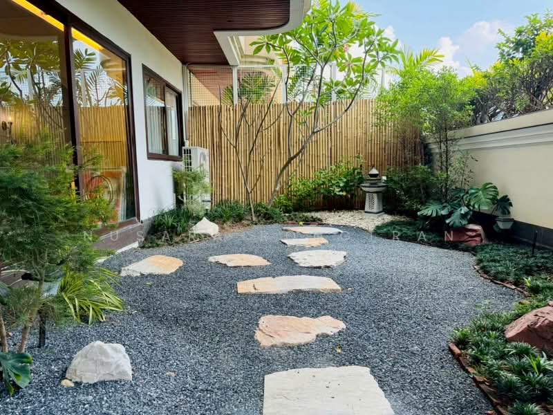 Charan Tower Residences by Aspira, Bangkok, 19 Soi Sukhumvit 43, Khlong Tan Nua, Watthana, Bangkok, 4 Bedrooms, 680 sqm, Apartment For Rent, by Nusara Rongtran, 500254865 - DDproperty.com