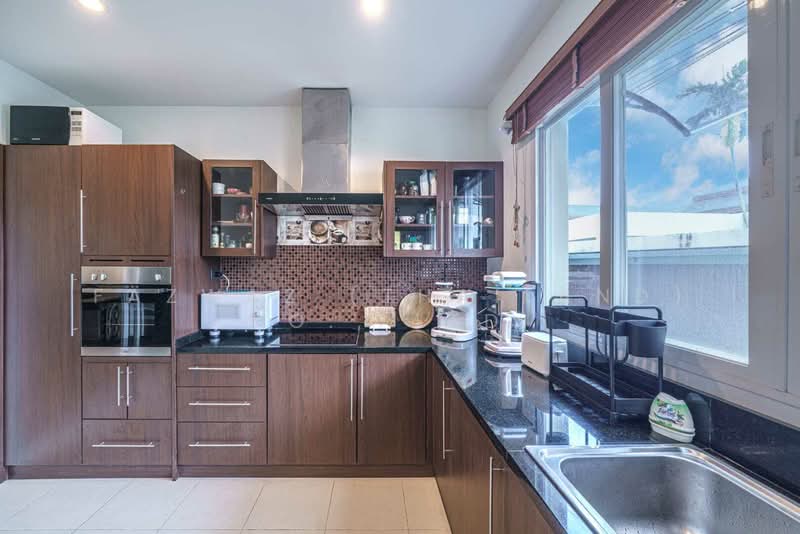 4 Bedroom Pool Villa for Sale in Rawai Phuket | Private Pool | Spacious Family Living, Phuket, Rawai, Muang Phuket, Phuket, 4 Bedrooms, 234 sqm, Single Detached House For Sale, by Fazwaz (Thailand) Co., Ltd., 500254878 - DDproperty.com