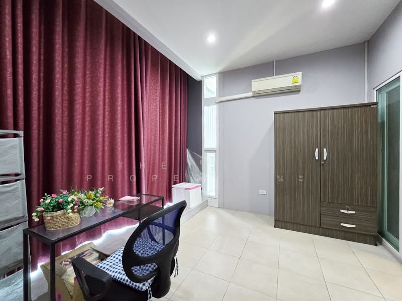 ดิเอ็กซ์คลูซีฟ สาทร-กัลปพฤกษ์, Bangkok, Bang Khae, Bang Khae, Bangkok, 3 Bedrooms, 220 sqm, Townhouse For Sale, by The Best Property นะ, 500254879 - DDproperty.com