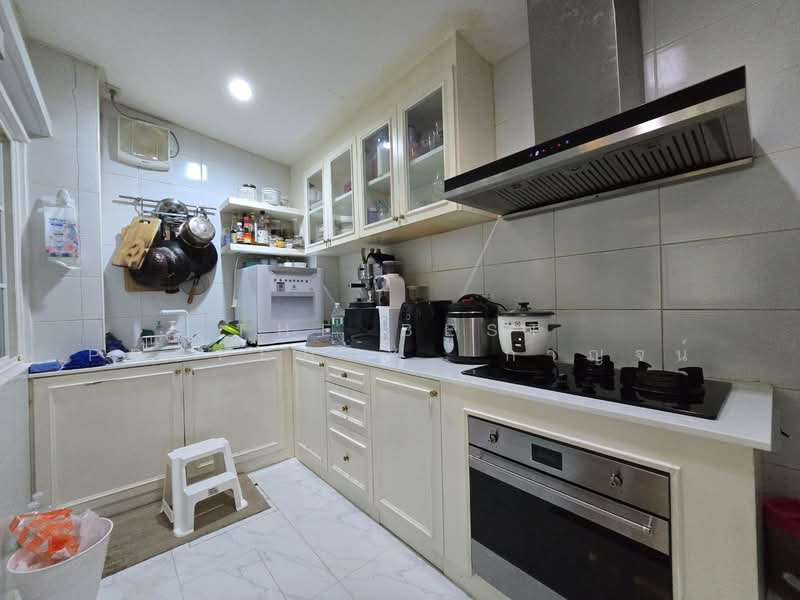 หมู่บ้านโกลด้นทาวน์ ลาดพร้าว-เกษตรนวมินทร์ บึงกุ่ม กรุงเทพมหานคร, กรุงเทพ, คลองกุ่ม, บึงกุ่ม, กรุงเทพ, 120 ตร.ม., ทาวน์เฮ้าส์ ขาย, โดย The Best Property  กาญจน์, 500254953 - DDproperty.com