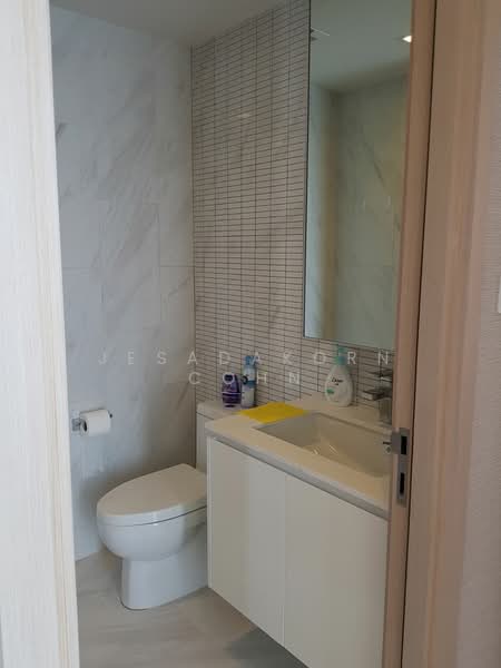 Hyde Sukhumvit 11, Bangkok, 11 Soi Sukhumvit 11, Khlongtoei Nua, Watthana, Bangkok, 2 Bedrooms, 65 sqm, Condo For Sale, by Jesadakorn Cohn, 500254996 - DDproperty.com