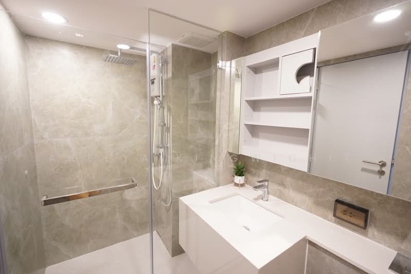 SOHO Bangkok Ratchada, Bangkok, 74 Pracha Rat Bamphen Rd, Huai Khwang, Huai Khwang, Bangkok, 1 Bedroom, 37 sqm, Condo For Rent, by Areeya Kingwichit, 500255006 - DDproperty.com