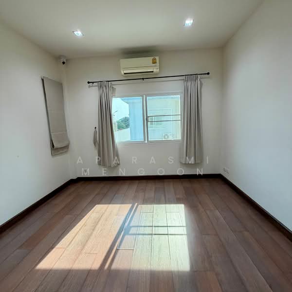 Casa Legend Ratchaphruek-Pinklao, Bangkok, 98 Ratchaphruek Rd, Taling Chan, Taling Chan, Bangkok, 3 Bedrooms, 350 sqm, Single Detached House For Rent, by Aparasmi Mengoon, 500255075 - DDproperty.com