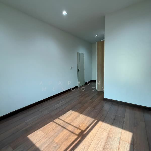 Casa Legend Ratchaphruek-Pinklao, Bangkok, 98 Ratchaphruek Rd, Taling Chan, Taling Chan, Bangkok, 3 Bedrooms, 350 sqm, Single Detached House For Sale, by Aparasmi Mengoon, 500255080 - DDproperty.com