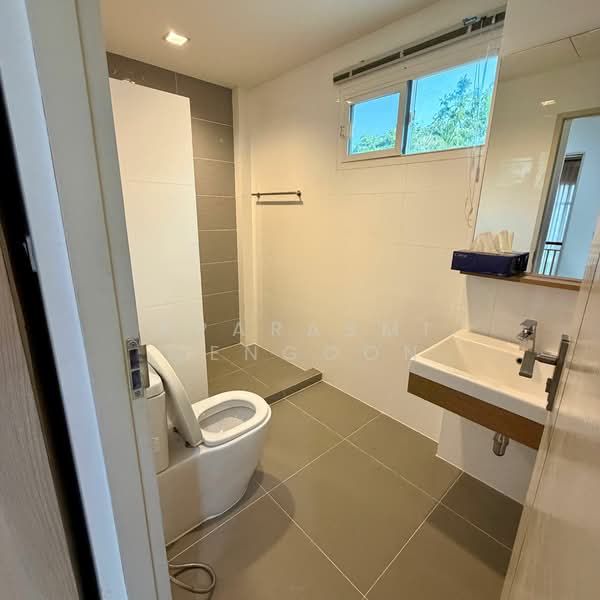 Casa Legend Ratchaphruek-Pinklao, Bangkok, 98 Ratchaphruek Rd, Taling Chan, Taling Chan, Bangkok, 3 Bedrooms, 350 sqm, Single Detached House For Sale, by Aparasmi Mengoon, 500255080 - DDproperty.com