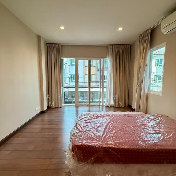 Casa Legend Ratchaphruek-Pinklao, Bangkok, 98 Ratchaphruek Rd, Taling Chan, Taling Chan, Bangkok, 3 Bedrooms, 350 sqm, Single Detached House For Sale, by Aparasmi Mengoon, 500255080 - DDproperty.com