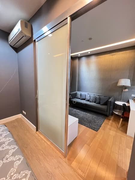 Equinox Phahol Vibha, Bangkok, 345 Paholyothin Road, Jom Phon, Chatuchak, Bangkok, 1 Bedroom, 40 sqm, Condo For Rent, by Aparasmi Mengoon, 500255085 - DDproperty.com