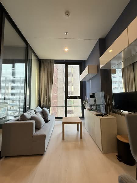 Mazarine Ratchayothin, Bangkok, Soi Phahonyothin 30, Phahonyothin Road, Chan Kasem, Chatuchak, Bangkok, 1 Bedroom, 34 sqm, Condo For Rent, by Kritsana Thipthananon, 500255096 - DDproperty.com