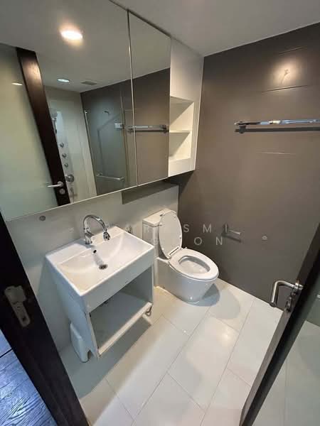 IDEO Morph 38, Bangkok, 88 Sukhumvit Road, Phra Kanong, Khlong Toei, Bangkok, 1 Bedroom, 34 sqm, Condo For Sale, by Aparasmi Mengoon, 500255108 - DDproperty.com