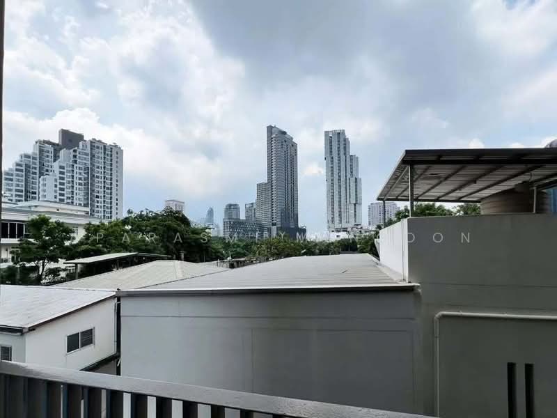 IDEO Morph 38, Bangkok, 88 Sukhumvit Road, Phra Kanong, Khlong Toei, Bangkok, 1 Bedroom, 34 sqm, Condo For Sale, by Aparasmi Mengoon, 500255108 - DDproperty.com