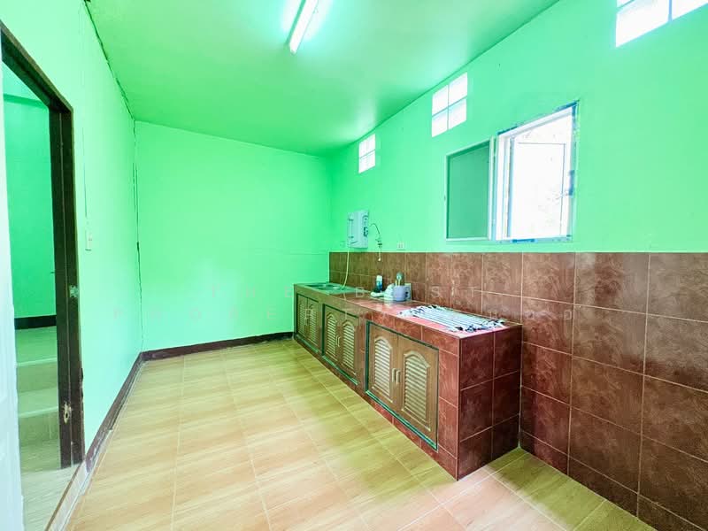 ทองประสิทธิ์ ตาคลี, Nakhon Sawan, Takhli, Takhli, Nakhon Sawan, 4 Bedrooms, 100 sqm, Townhouse For Sale, by The Best Property ต้นอ้อ, 500255111 - DDproperty.com