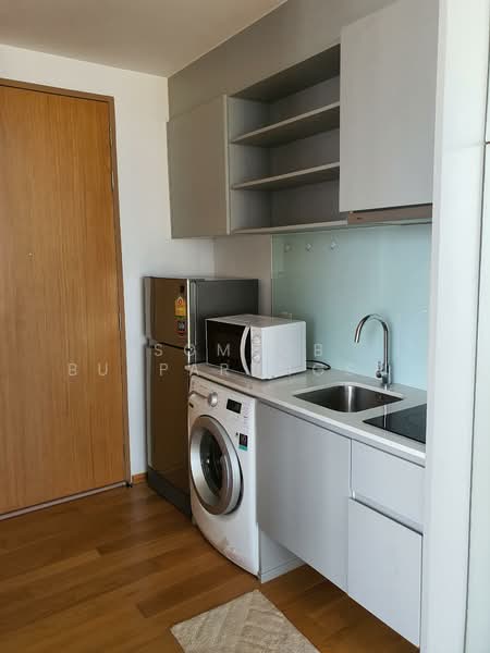 Noble Revo Silom, Bangkok, 88 Soi Surasak Surasak Road, Silom, Bang Rak, Bangkok, Studio, 34 sqm, Condo For Rent, by Sompob Buaparungsri, 500255112 - DDproperty.com