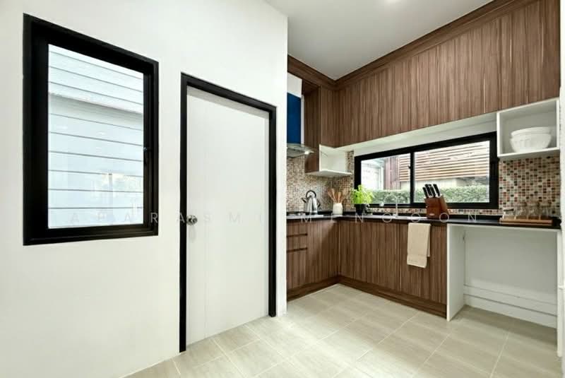 Zerene Petchkasem-Phutthamonthon Sai 3, Bangkok, 101 Phutthamonthon Sai 3 Road, Nong Kang Plu, Nong Khaem, Bangkok, 4 Bedrooms, 196 sqm, Single Detached House For Sale, by Aparasmi Mengoon, 500255134 - DDproperty.com