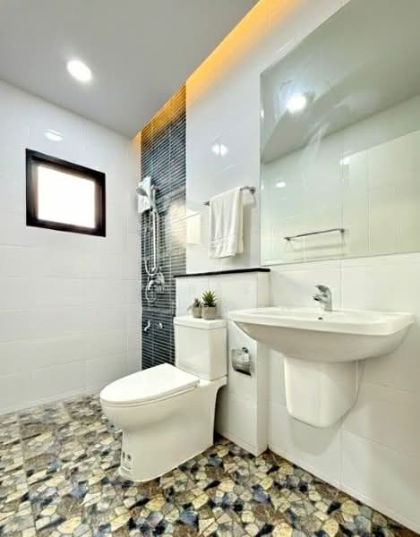 Zerene Petchkasem-Phutthamonthon Sai 3 : ซีรีน เพชรเกษม-พุทธมณฑล สาย 3, กรุงเทพ, 101 ถนนพุทธมณฑล สาย 3, หนองค้างพลู, หนองแขม, กรุงเทพ, 196 ตร.ม., บ้านเดี่ยว ขาย, โดย Aparasmi Mengoon, 500255134 - DDproperty.com