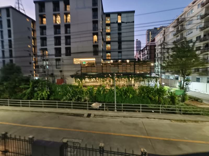 The Next Sukhumvit 52, Bangkok, 41 Sukhumvit 52 Road, Bang Chak, Phra Khanong, Bangkok, 1 Bedroom, 30 sqm, Condo For Rent, by Khun Toey เตย, 500255137 - DDproperty.com