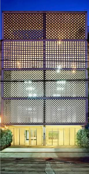 อาคารสำนักงาน สุขุมวิท 49, กรุงเทพ, ถนนสุขุมวิท, คลองตันเหนือ, วัฒนา, กรุงเทพ, 620 ตร.ม., ตึกแถว-อาคารพาณิชย์ ขาย, โดย Smart Living Bangkok Co.,Ltd., 500255161 - DDproperty.com