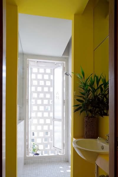 อาคารสำนักงาน สุขุมวิท 49, กรุงเทพ, ถนนสุขุมวิท, คลองตันเหนือ, วัฒนา, กรุงเทพ, 620 ตร.ม., ตึกแถว-อาคารพาณิชย์ ขาย, โดย Smart Living Bangkok Co.,Ltd., 500255161 - DDproperty.com