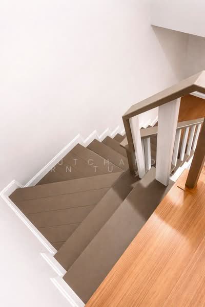 ทาวน์เฮ้าส์ให้เช่า – ใกล้มหาวิทยาลัยแม่โจ้ เพียง 5 นาที ค่าเช่า 20,000 บาท / เดือน No.11H638, Chiang Mai, Nong Chom, San Sai, Chiang Mai, 3 Bedrooms, 110 sqm, Townhouse For Rent, by Rutchaporn Tunsiri, 500255183 - DDproperty.com