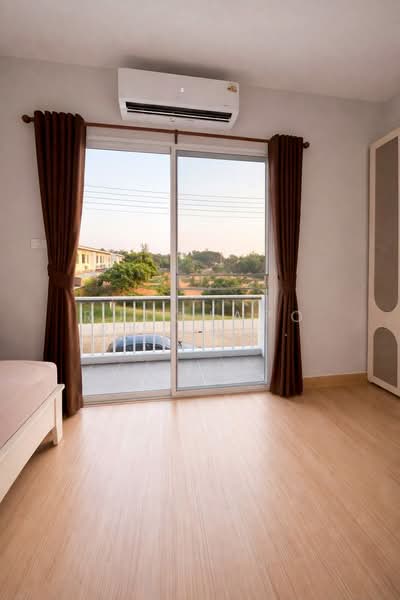 ทาวน์เฮ้าส์ให้เช่า – ใกล้มหาวิทยาลัยแม่โจ้ เพียง 5 นาที ค่าเช่า 20,000 บาท / เดือน No.11H638, Chiang Mai, Nong Chom, San Sai, Chiang Mai, 3 Bedrooms, 110 sqm, Townhouse For Rent, by Rutchaporn Tunsiri, 500255183 - DDproperty.com