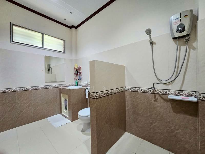 ขายบ้านพักตากอากาศสไตล์รีสอร์ต พร้อม สระว่ายน้ำส่วนตัว บรรยากาศเงียบสงบ เหมาะทั้งอยู่อาศัยและลงทุนปล, Phetchaburi, Cha-am, Cha-Am, Phetchaburi, 3 Bedrooms, 144 sqm, Single Detached House For Sale, by รชตวัน บุญประสิทธิ์, 500255187 - DDproperty.com