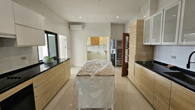 Baan Phansiri, Bangkok, Soi Thonglor 17, Khlong Tan Nua, Watthana, Bangkok, 3 Bedrooms, 525 sqm, Condo For Rent, by BANGKOK PROPERTY AGENTS, 500255191 - DDproperty.com