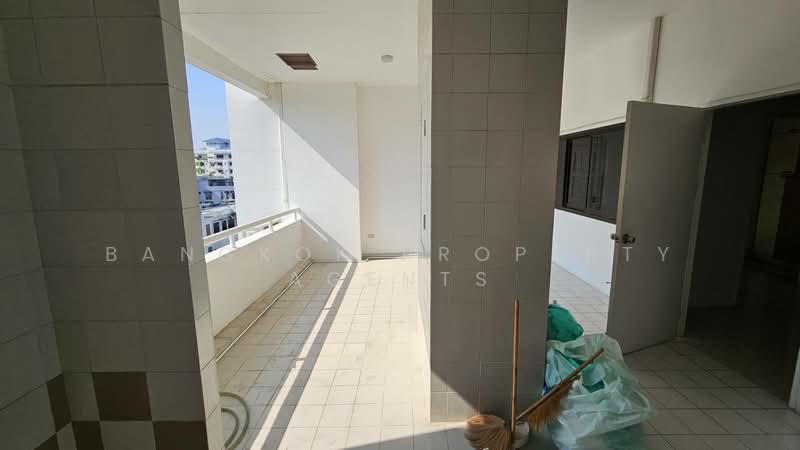 Baan Phansiri, Bangkok, Soi Thonglor 17, Khlong Tan Nua, Watthana, Bangkok, 3 Bedrooms, 525 sqm, Condo For Rent, by BANGKOK PROPERTY AGENTS, 500255191 - DDproperty.com